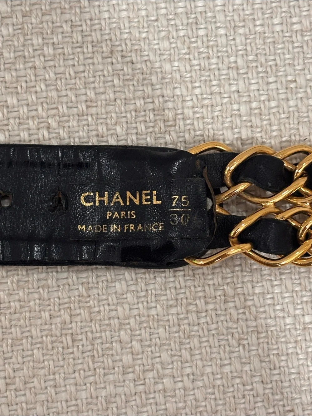 Authentic CHANEL chain link leather 75cm buckle belt